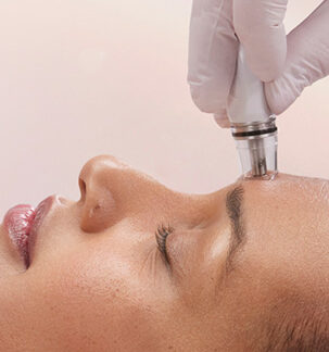 DiamondGlow® Facial
